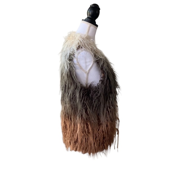 POWDER RIVER OUTFITTERS FAUX FUR FALL WINTER VEST - Picture 2 of 10
